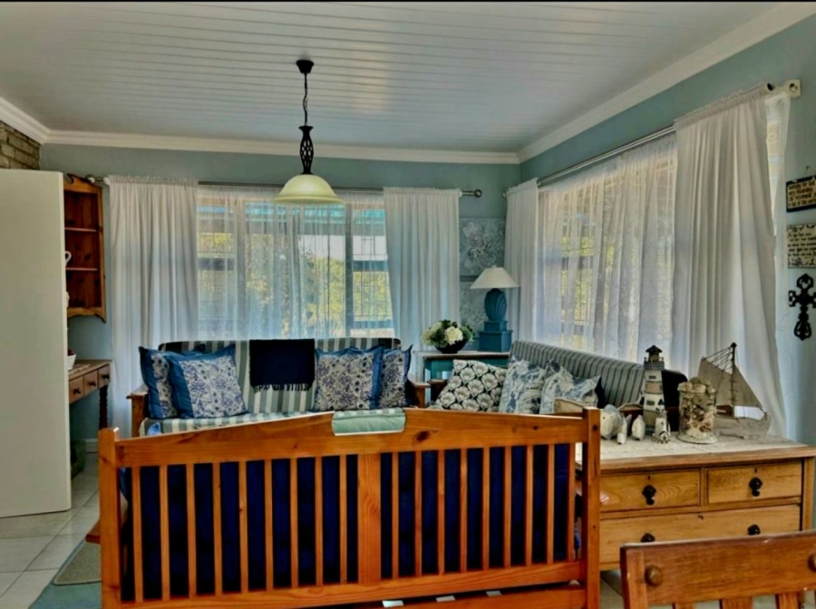  Bedroom Property for Sale in Hartenbos Heuwels Western Cape